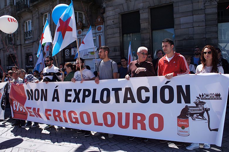 2016 05 01 ManifaPrimeiroMaioVigo38.JPG